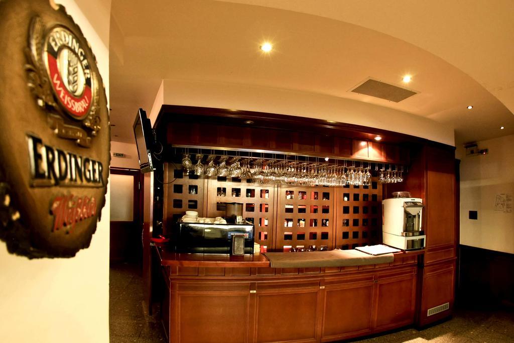 סופיה Edi Hotel מראה חיצוני תמונה